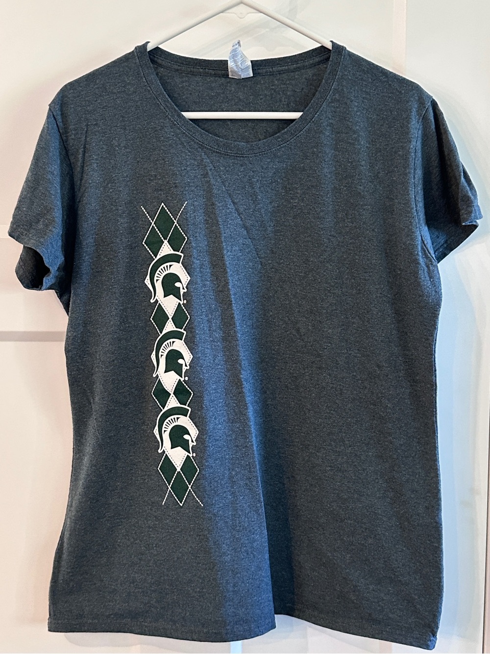 Michigan State University Spartans Women’s T-Shirt Size XL Gildan Heavy Cotton